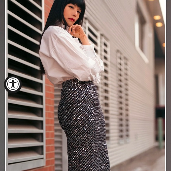 SEQUIN EMBELLISHED PENCIL SKIRT - Picture 2 of 8